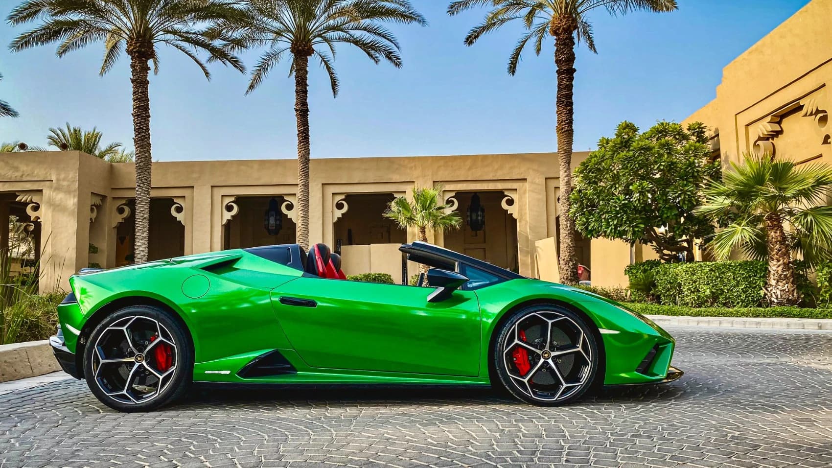Lamborghini Aventador